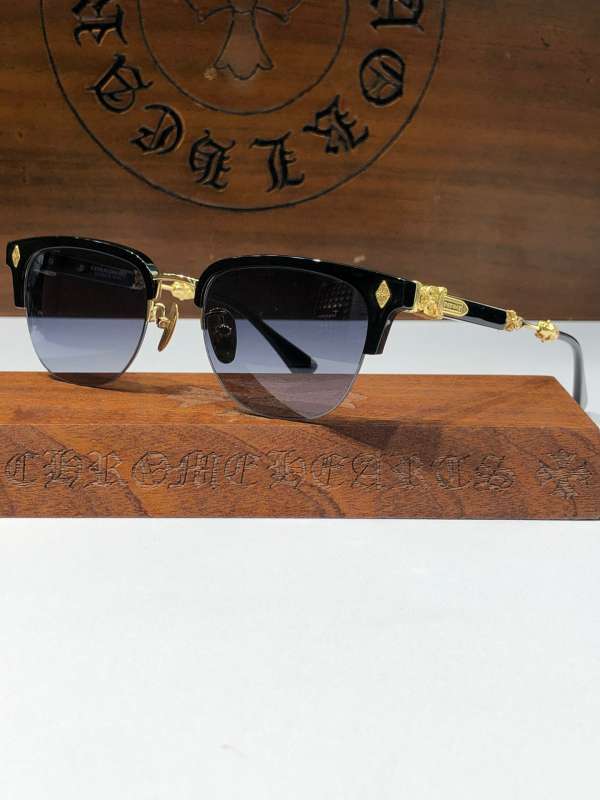 Picture of Chrome Hearts Sunglasses _SKUfw52082708fw